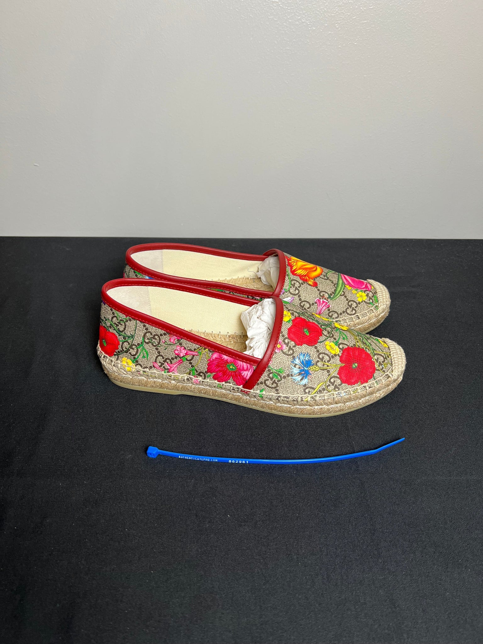 Shoes Flats Espadrille By Gucci Size: 8 – Madria Shop